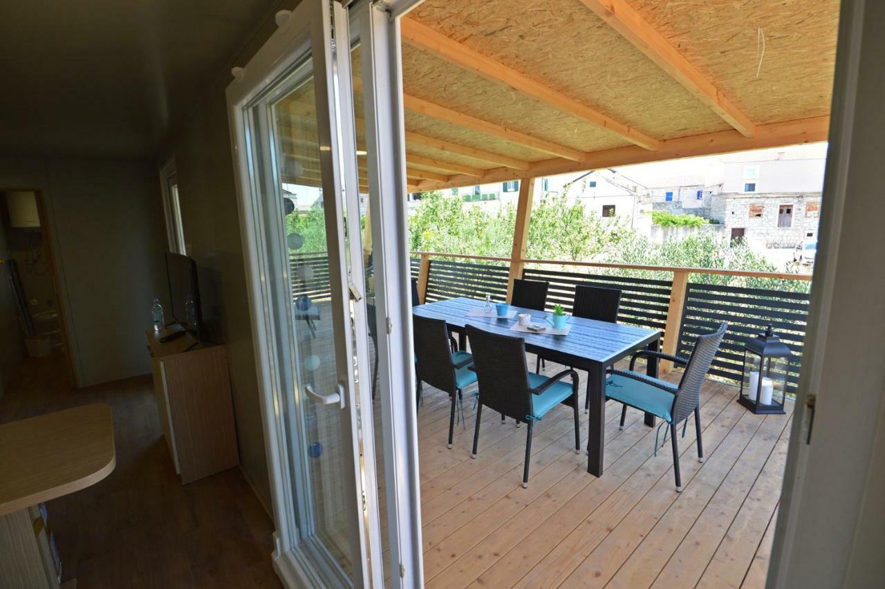 Mobile Home Cvita Betina  Eksteriør bilde